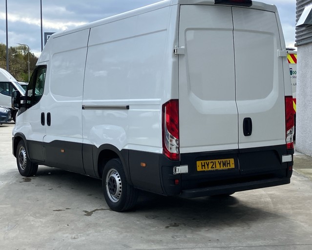 Iveco Daily DAILY 35S14 DIESEL 2.3 High Roof Van 3520L WB