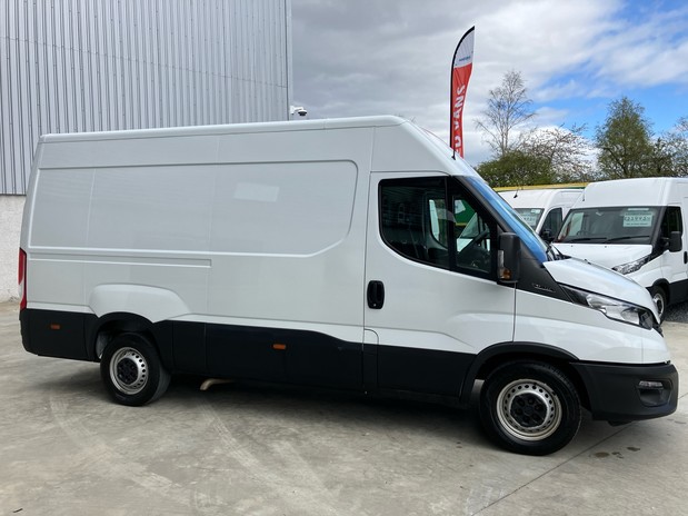 Iveco Daily DAILY 35S14 DIESEL 2.3 High Roof Van 3520L WB 5