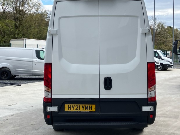 Iveco Daily DAILY 35S14 DIESEL 2.3 High Roof Van 3520L WB 8