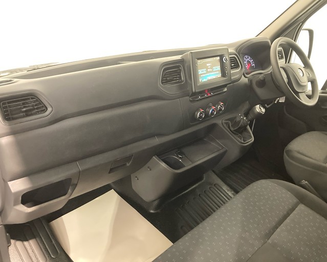 Vauxhall Movano MOVANO 3500 L3 DIESEL FWD 2.3 Turbo D 135ps H2 Van