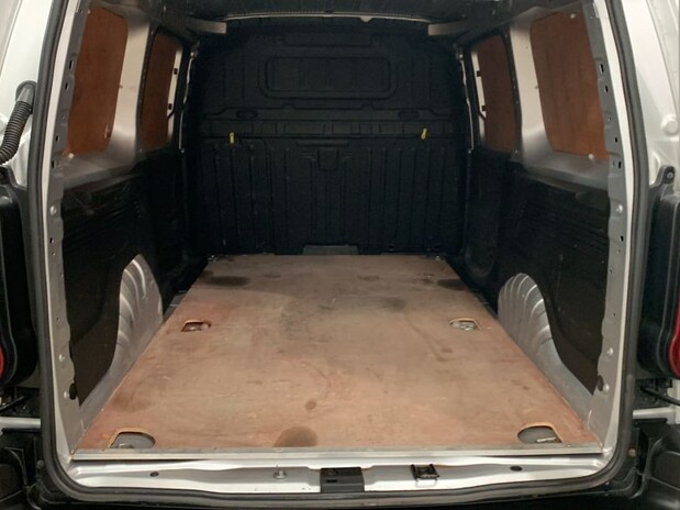 Citroen Berlingo Berlingo XL 1.5 Blue HDi 950Kg Enterprise 100ps 3