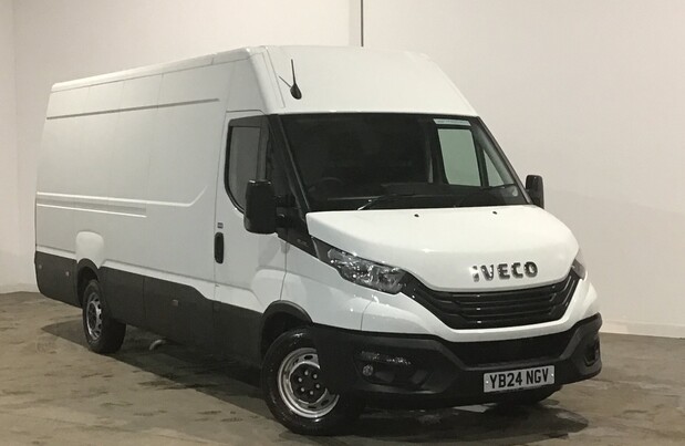 Iveco Daily 35S14 DIESEL 2.3 High Roof Business Van 4100 WB
