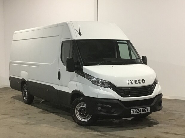Iveco Daily 35S14 DIESEL 2.3 High Roof Business Van 4100 WB 1