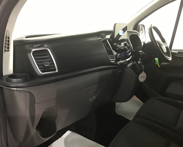 Ford Transit Custom TRANSIT CUSTOM 320 L2 DIESEL FWD 2.0 Eco Blue 130ps Low Roof D/Cab Limited 