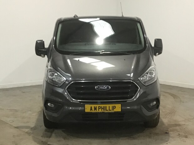 Ford Transit Custom TRANSIT CUSTOM 320 L2 DIESEL FWD 2.0 Eco Blue 130ps Low Roof D/Cab Limited 7