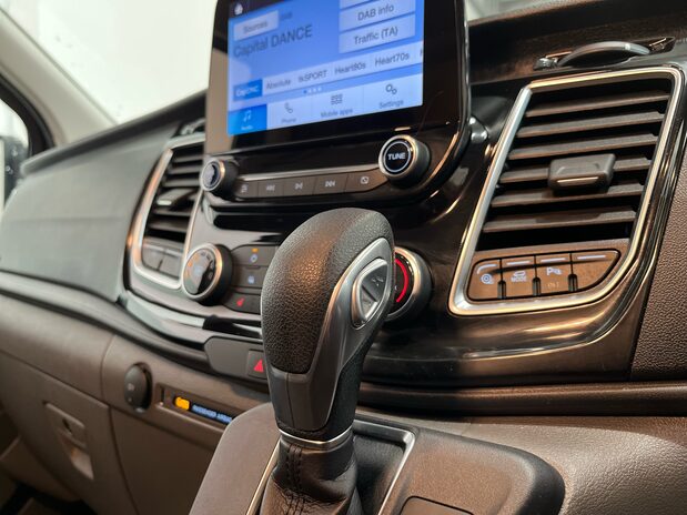 Ford Transit Custom TRANSIT CUSTOM 300 L1 DIESEL FWD 2.0 Eco Blue 130ps H1 Limited Van Automati 12