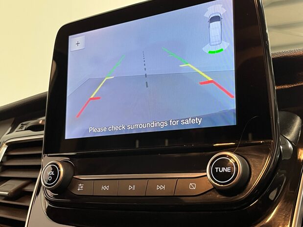 Ford Transit Custom TRANSIT CUSTOM 300 L1 DIESEL FWD 2.0 Eco Blue 130ps H1 Limited Van Automati 15