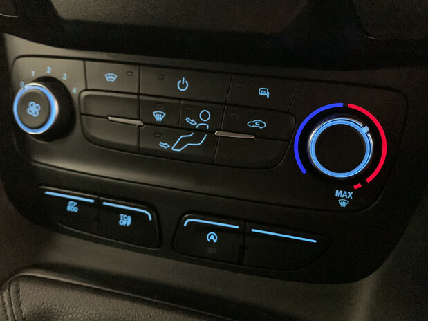 Ford Transit Connect TRANSIT CONNECT 210 L2 DIESEL 1.5 Eco Blue 100ps Trend Van 12