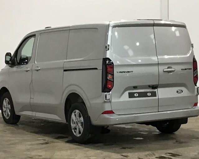 Ford Transit Custom 300L2 H1 LIMITED VAN 2.0 ECOBLUE 136PS **NEW**
