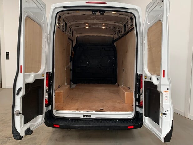 Ford Transit Transit 2.0 EcoBlue 350L2 130ps H3 Leader RWD Van 13