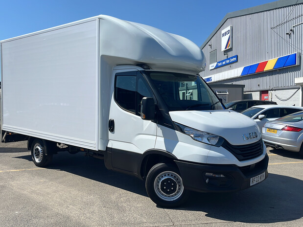Iveco Daily DAILY 35S14 3750 Luton Fitted With Tailift 1