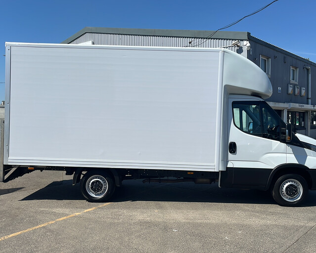 Iveco Daily DAILY 35S14 3750 Luton Fitted With Tailift