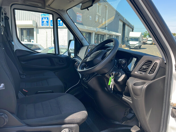 Iveco Daily DAILY 35S14 3750 Luton Fitted With Tailift 15
