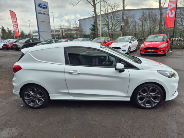 Ford Fiesta 1.0 EcoBoost 125 Sport Van 3