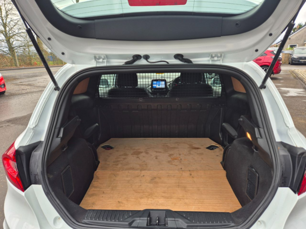 Ford Fiesta 1.0 EcoBoost 125 Sport Van 9