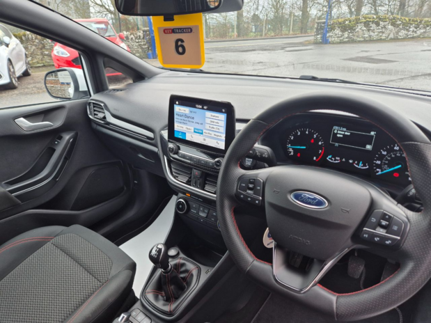 Ford Fiesta 1.0 EcoBoost 125 Sport Van 15