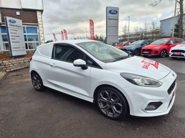 Ford Fiesta 1.0 EcoBoost 125 Sport Van 1