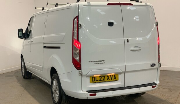Ford Transit Custom 300 L2 DIESEL FWD 2.0 Eco Blue 130ps Low Roof Limited Van