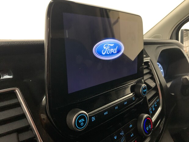 Ford Transit Custom 300 L2 DIESEL FWD 2.0 Eco Blue 130ps Low Roof Limited Van 10