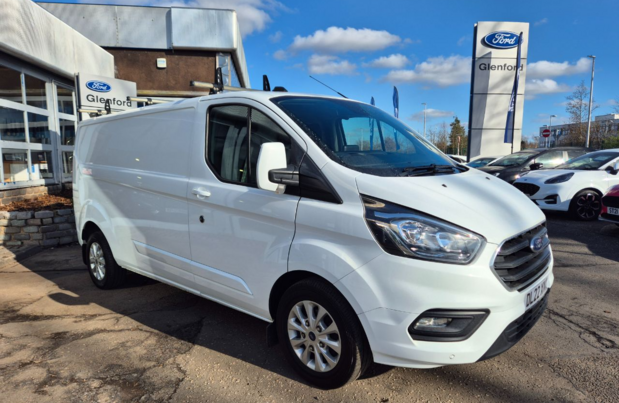 Ford Transit Custom 300 L2 DIESEL FWD 2.0 Eco Blue 130ps Low Roof Limited Van