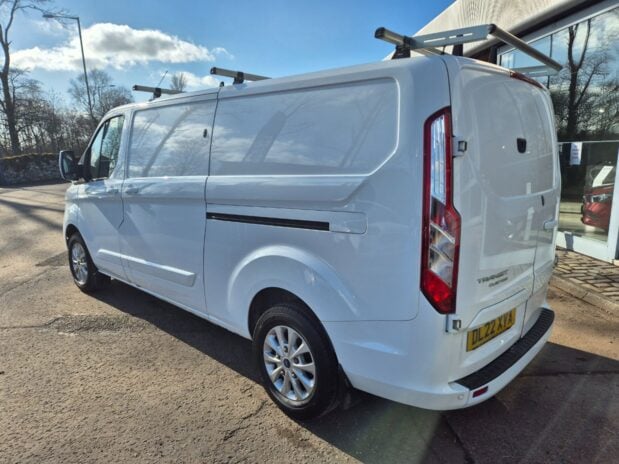 Ford Transit Custom 300 L2 DIESEL FWD 2.0 Eco Blue 130ps Low Roof Limited Van 7