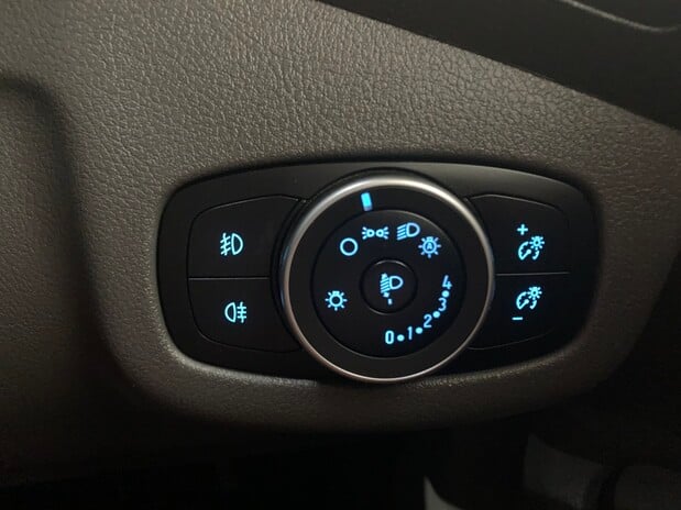 Ford Transit Connect Transit Connect 1.5 EcoBlue 120ps Sport Van 18