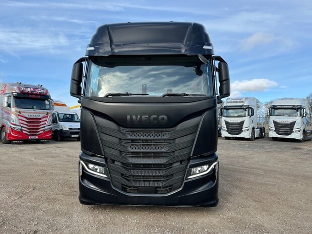 Iveco S-Way 490 Active Time Transporter Cab *NEW* 2
