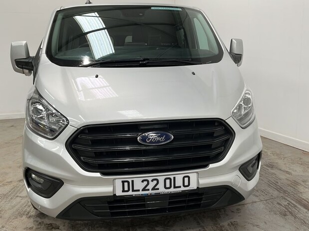 Ford Transit Custom 2.0 Eco Blue 320 L2 130ps H1 Trend 9 Seater Minibus 10