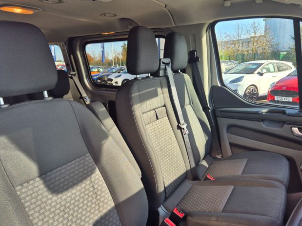 Ford Transit Custom 2.0 Eco Blue 320 L2 130ps H1 Trend 9 Seater Minibus 13