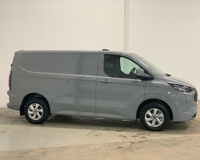 Ford Transit Custom 320L1 Limited 65kwh 100kw/136ps *ELECTRIC-NEW*