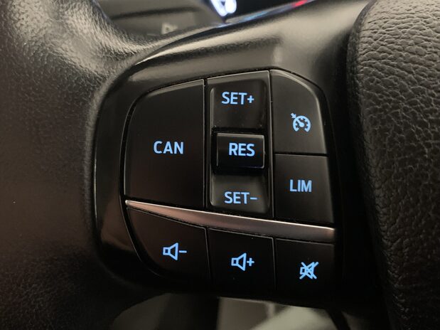 Ford Transit Custom Transit Custom 300L2 2.0 EcoBlue 130ps H1 Roof Trend Van 15