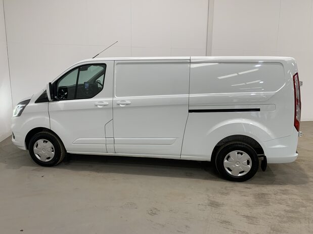 Ford Transit Custom Transit Custom 300L2 2.0 EcoBlue 130ps H1 Roof Trend Van 6