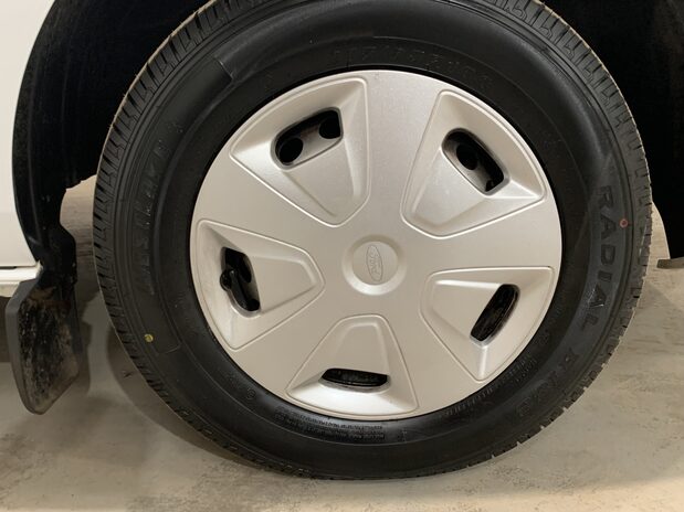 Ford Transit Custom Transit Custom 300L2 2.0 EcoBlue 130ps H1 Roof Trend Van 4