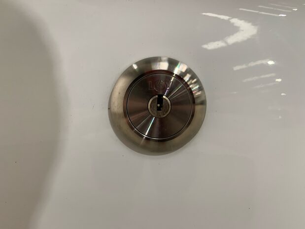 Ford Transit TRANSIT 350 L4 DIESEL RWD 2.0 ECO BLUE 130PS H3 LEADER VAN 6