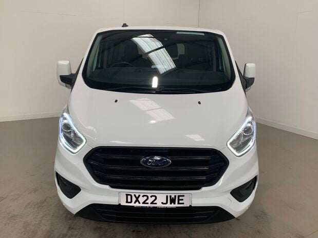Ford Transit Custom TRANSIT CUSTOM 320 L2 DIESEL FWD 2.0 Eco Blue 130ps Low Roof 9-Seater Trend 7