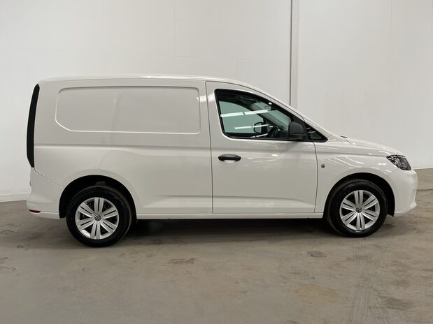 Volkswagen Caddy CADDY CARGO C20 DIESEL 2.0 TDI 102PS Commerce Plus Van 5