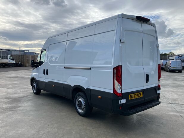 Iveco Daily Daily 35S14V 2.3 H2 Business Van 3520 WB 7