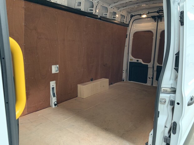 Ford Transit TRANSIT 350 L4 DIESEL RWD 2.0 Eco Blue 130ps H3 Leader Van. 13