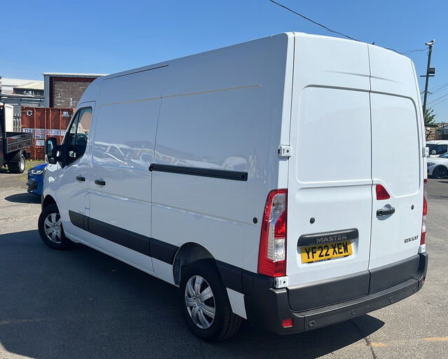 Renault Master Renault Master MWB Diesel FWD MM35 Energy dci 150 Business Van
