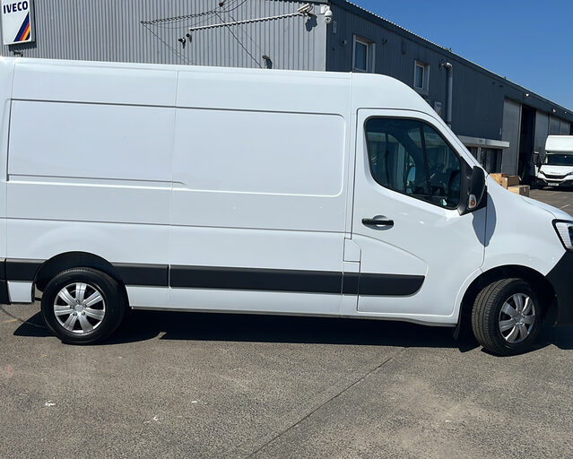 Renault Master Renault Master MWB Diesel FWD MM35 Energy dci 150 Business Van