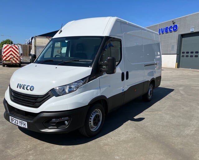 Iveco Daily Daily 35S14V 2.3 H2 Business Van 3520 WB