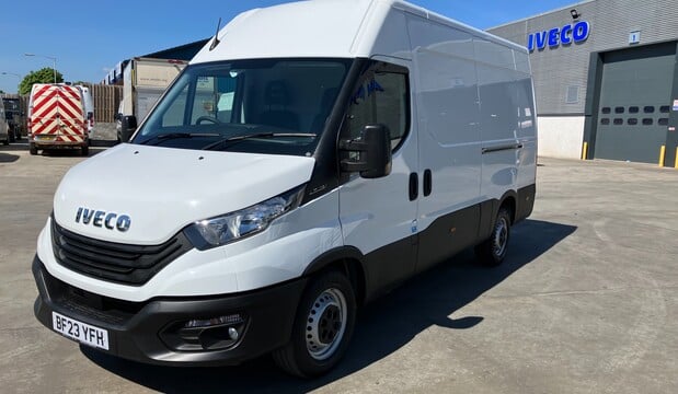 Iveco Daily Daily 35S14V 2.3 H2 Business Van 3520 WB
