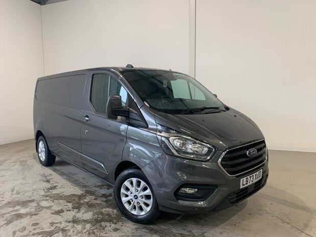 Ford Transit Custom TRANSIT CUSTOM 300 L2 DIESEL FWD 2.0 EcoBlue 130ps Low Roof Limited Van 15