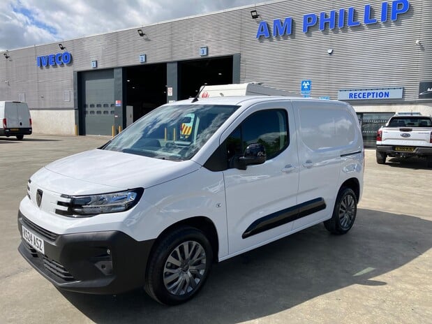 Peugeot Partner Peugeot Partner Asphalt L1 Van 2