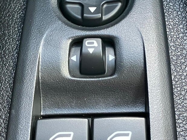 Peugeot Partner Peugeot Partner Asphalt L1 Van 21