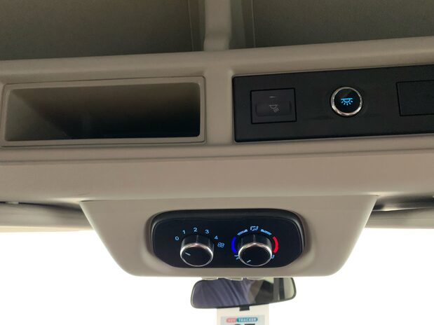 Ford Transit Transit 460 2.0 EcoBlue 170ps H3 17 Seater Trend 25