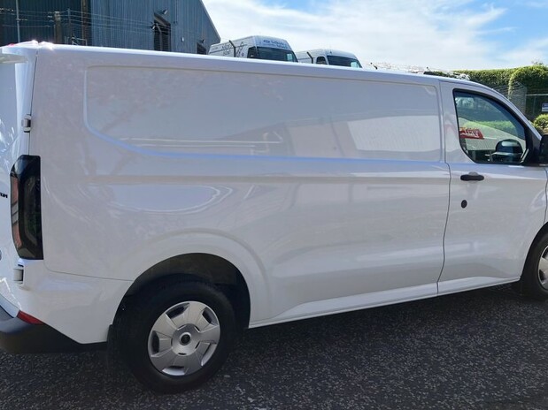 Ford Transit Custom Transit Custom 2.0 EcoBlue 136ps H1 Van Trend 4