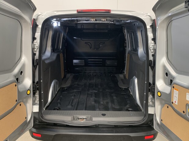 Ford Transit Connect Transit Connect 250L2 Limited Van 2.0L 120PS 9