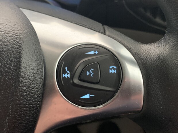 Ford Transit Connect Transit Connect 250L2 Limited Van 2.0L 120PS 18