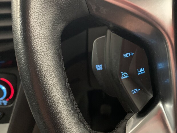 Ford Transit Connect Transit Connect 250L2 Limited Van 2.0L 120PS 19